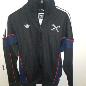 ADIDAS TRACK JACKET SIZE MEDIUM